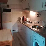 House - Sea View 아파트